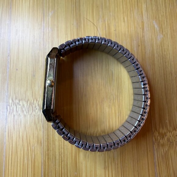 Vintage Citizen Sierra Springs 1980s Tank Watch Gold/Black 6031-K02627 CKW, 25mm - Picture 3 of 4